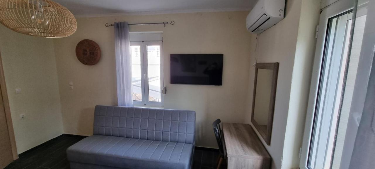 Fifi'S Luxury Apartment Platanés Εξωτερικό φωτογραφία